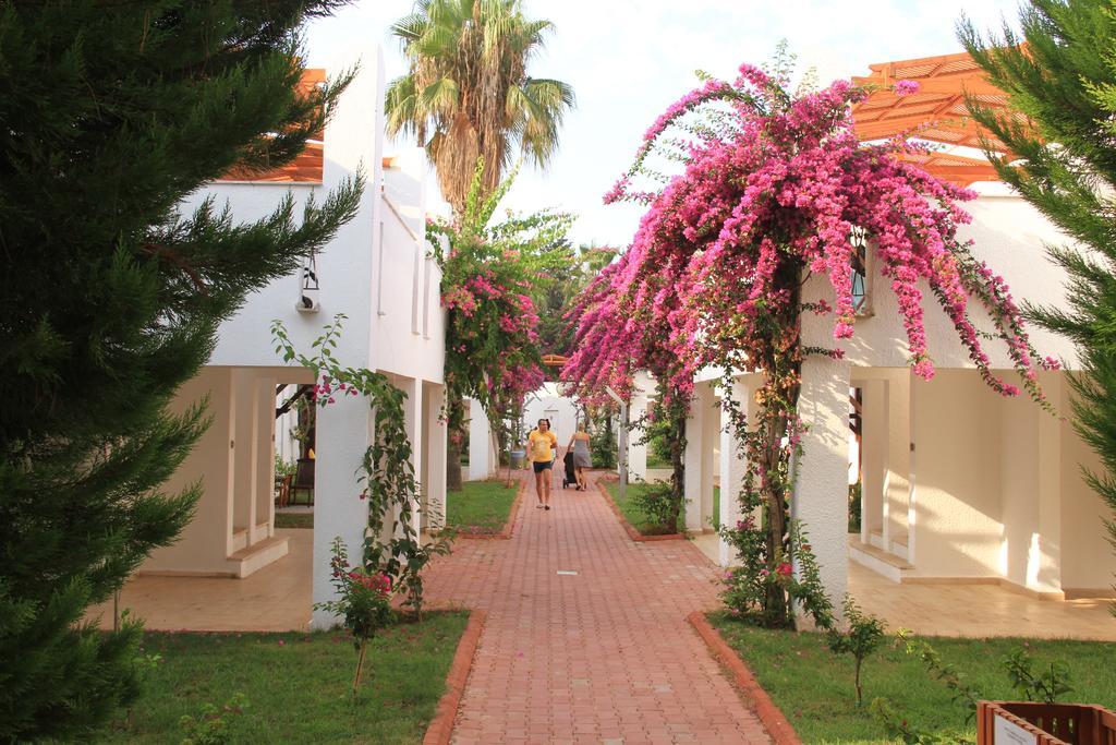 Club Kastalia Holiday Village Konaklı Exterior foto